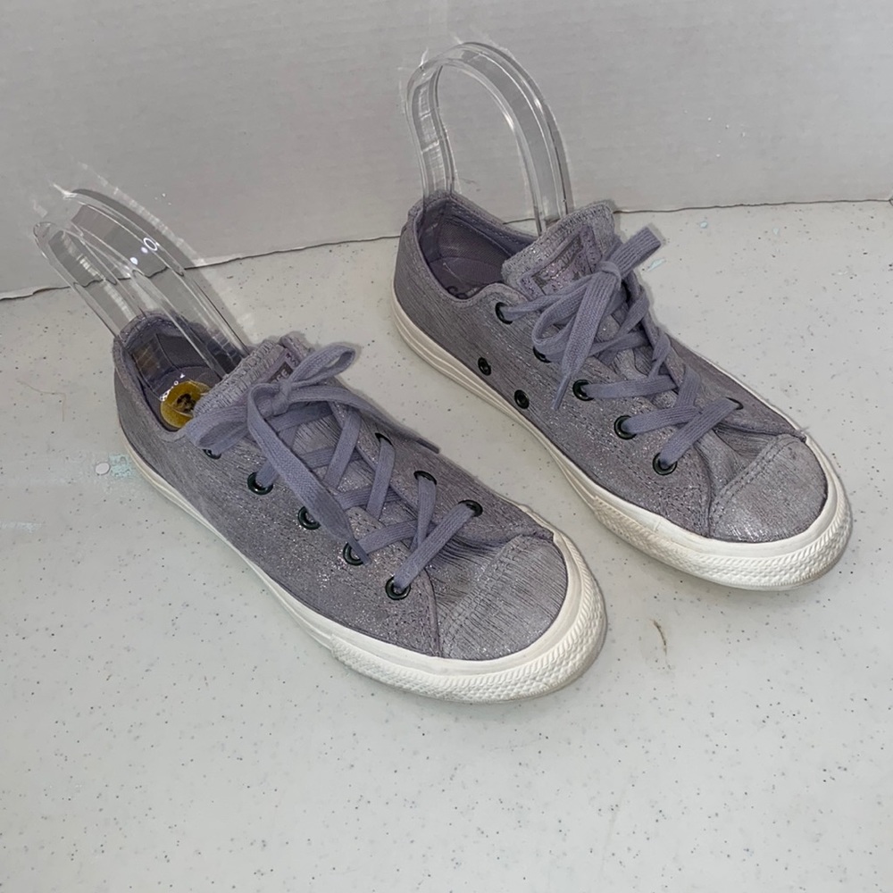 Converse All Stars Youth metallic gray, low tops size 3